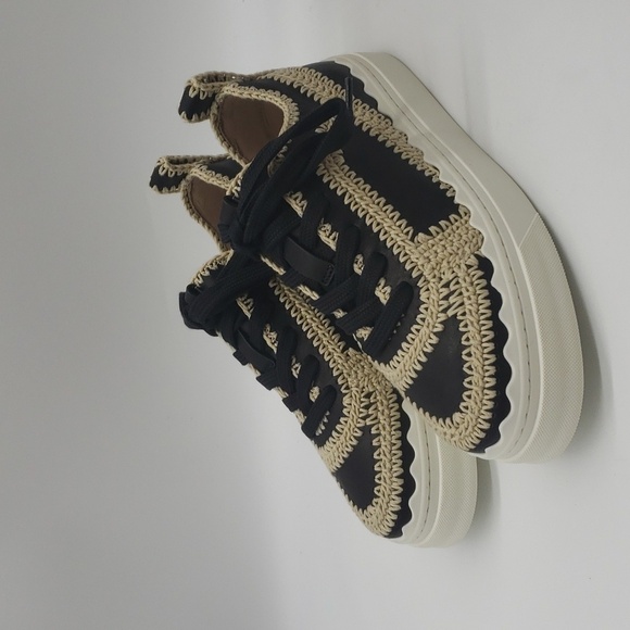 1430- Chloè Women's Sneakers Size 6W NWT - Picture 2 of 8